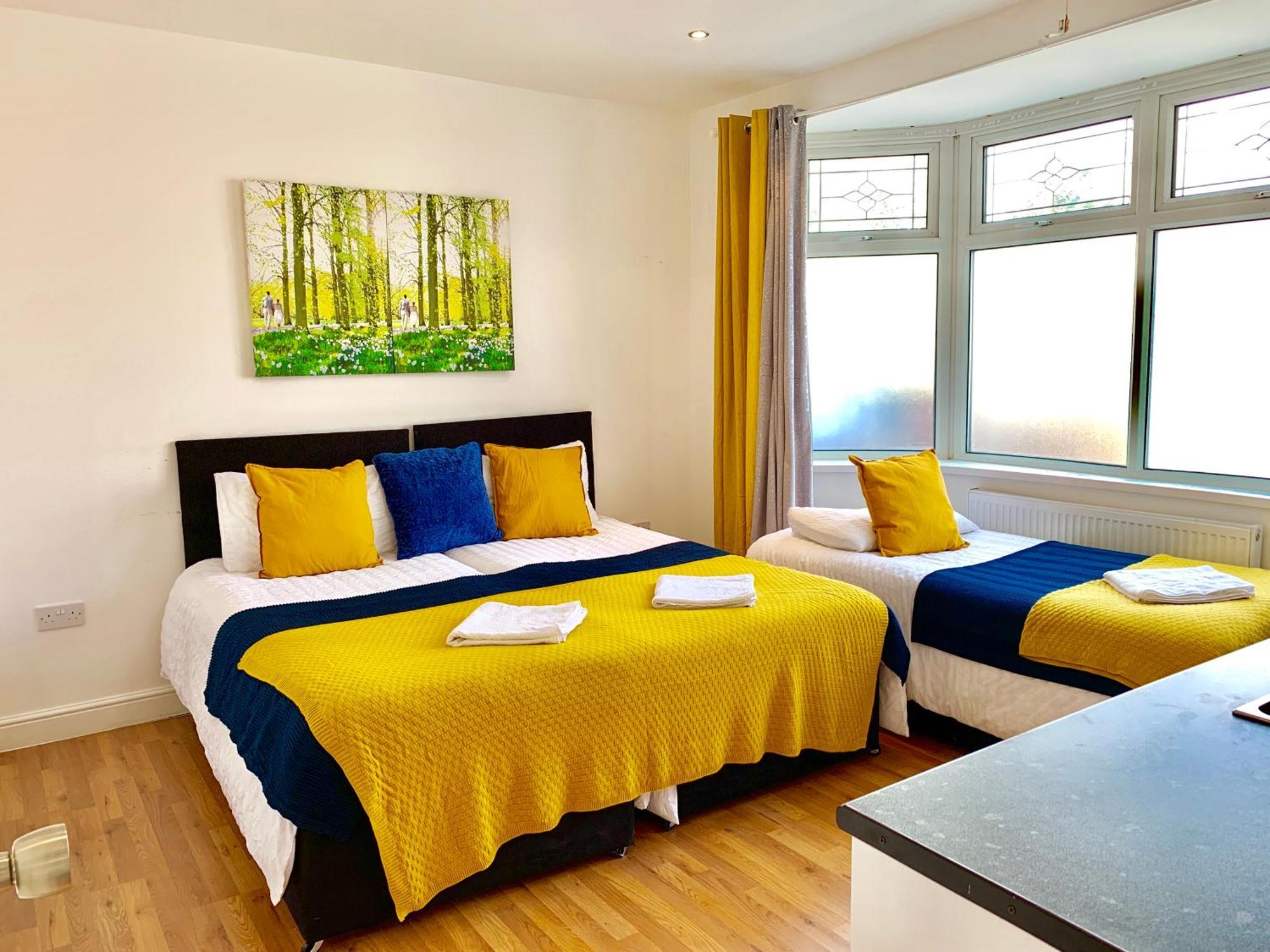 London Studio Apartments, Private Bathrooms And Parking Ilford Exteriör bild