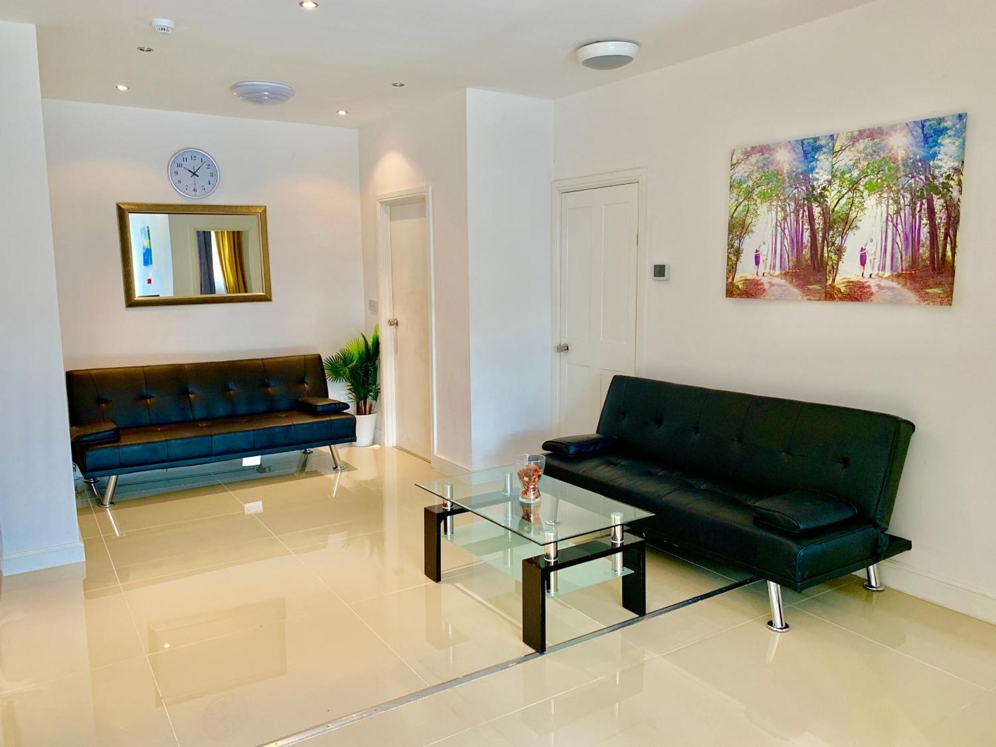 London Studio Apartments, Private Bathrooms And Parking Ilford Exteriör bild