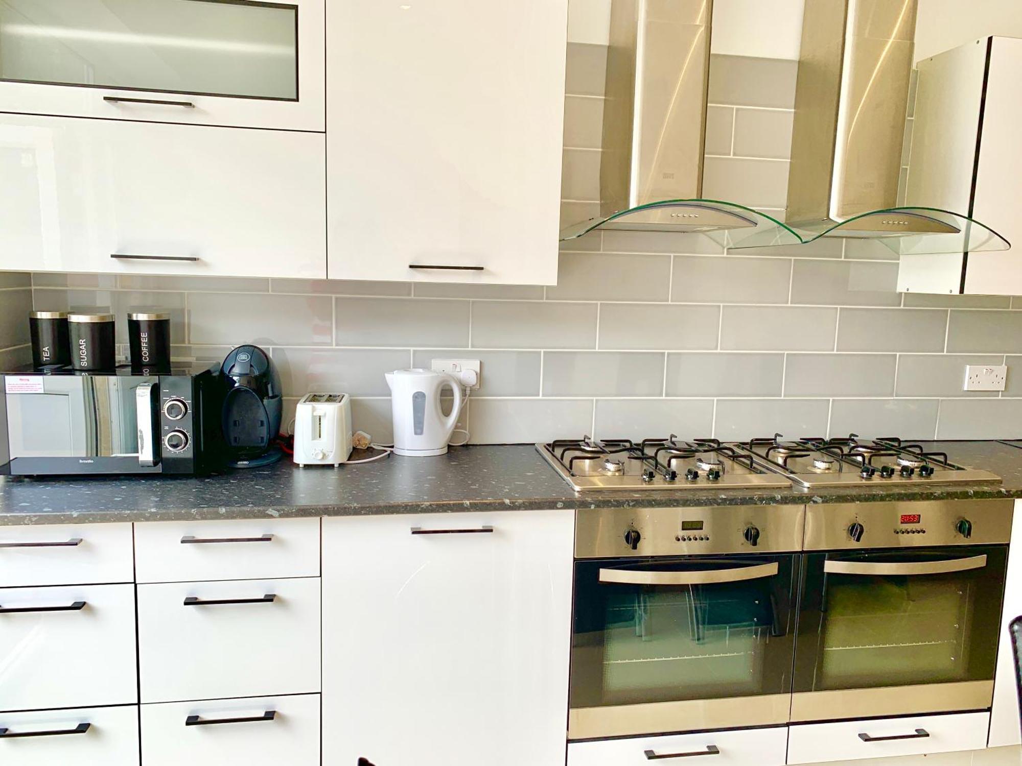 London Studio Apartments, Private Bathrooms And Parking Ilford Exteriör bild