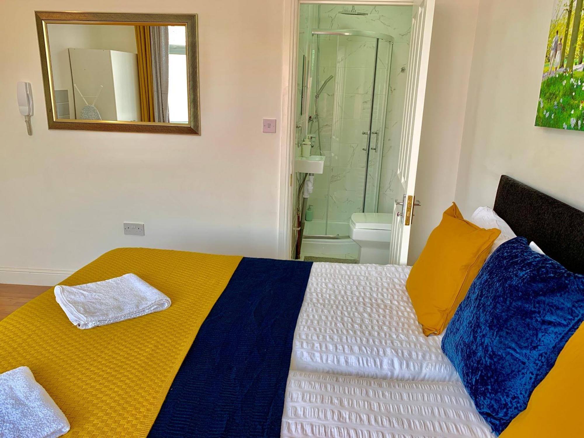 London Studio Apartments, Private Bathrooms And Parking Ilford Exteriör bild