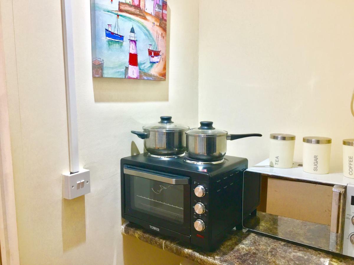 London Studio Apartments, Private Bathrooms And Parking Ilford Exteriör bild