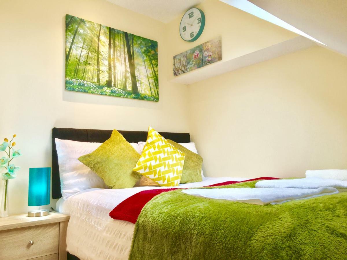 London Studio Apartments, Private Bathrooms And Parking Ilford Exteriör bild