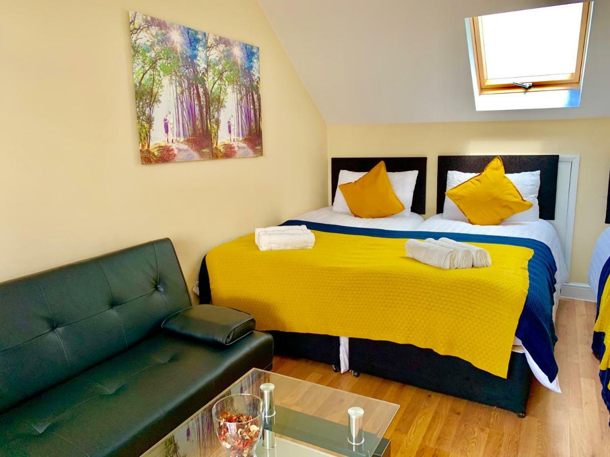 London Studio Apartments, Private Bathrooms And Parking Ilford Exteriör bild