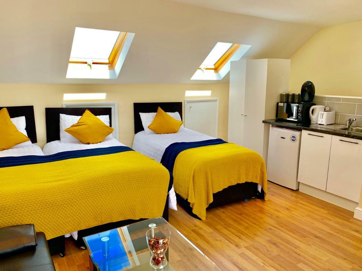 London Studio Apartments, Private Bathrooms And Parking Ilford Exteriör bild
