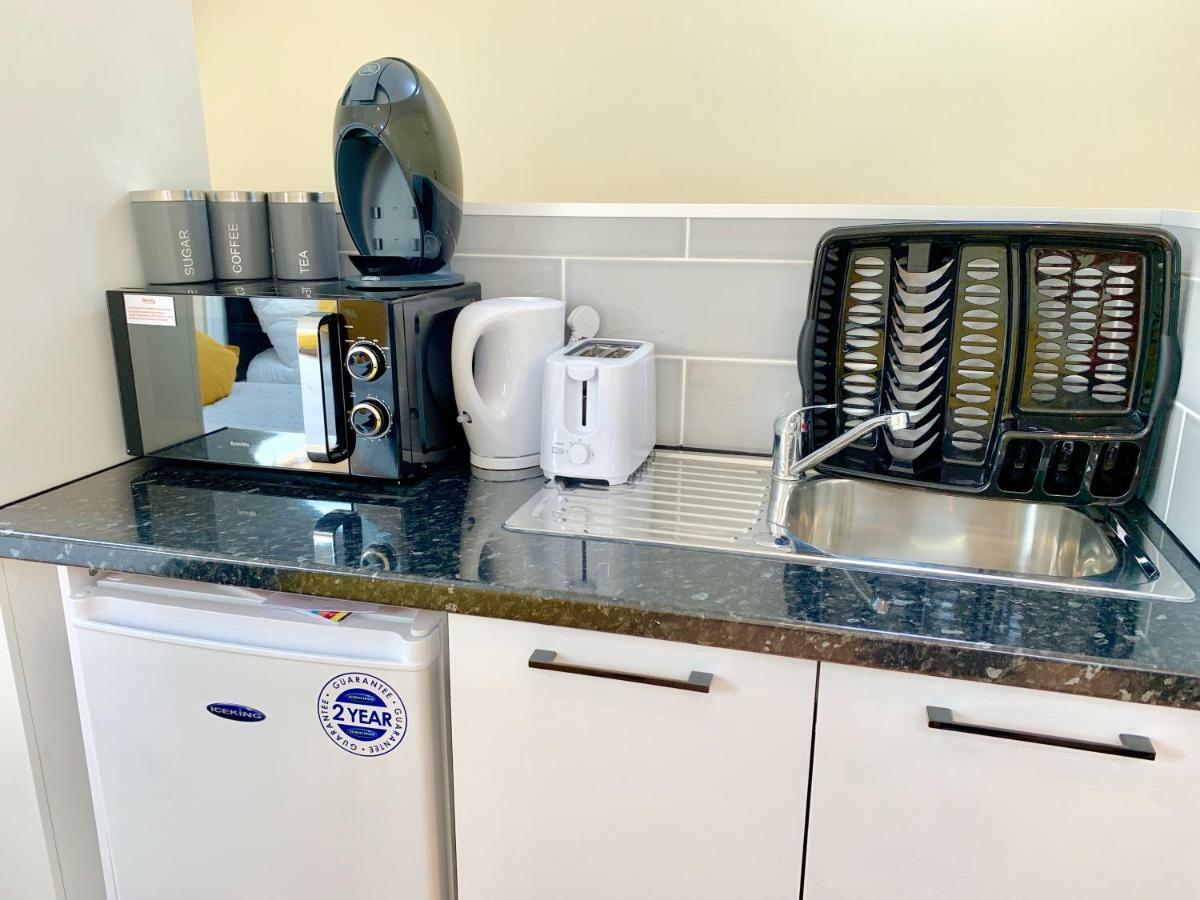 London Studio Apartments, Private Bathrooms And Parking Ilford Exteriör bild