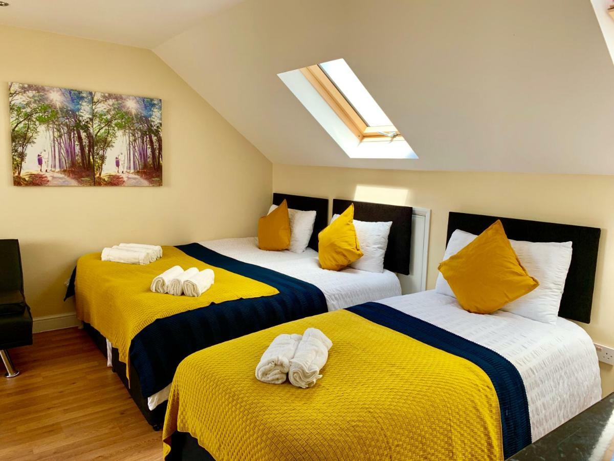 London Studio Apartments, Private Bathrooms And Parking Ilford Exteriör bild